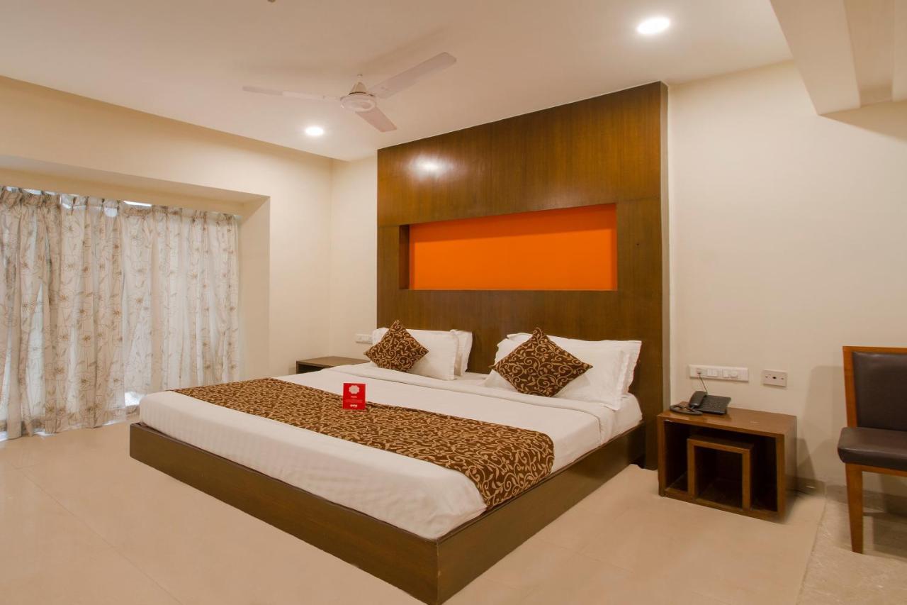 Oyo 1410 Country Club Begumpet Hyderabad