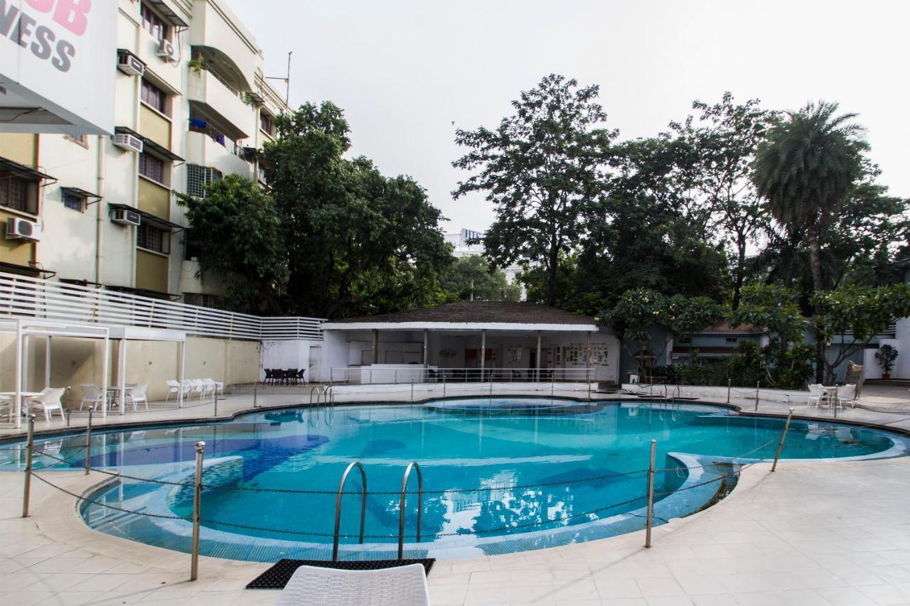 Oyo 1410 Country Club Begumpet Hyderabad